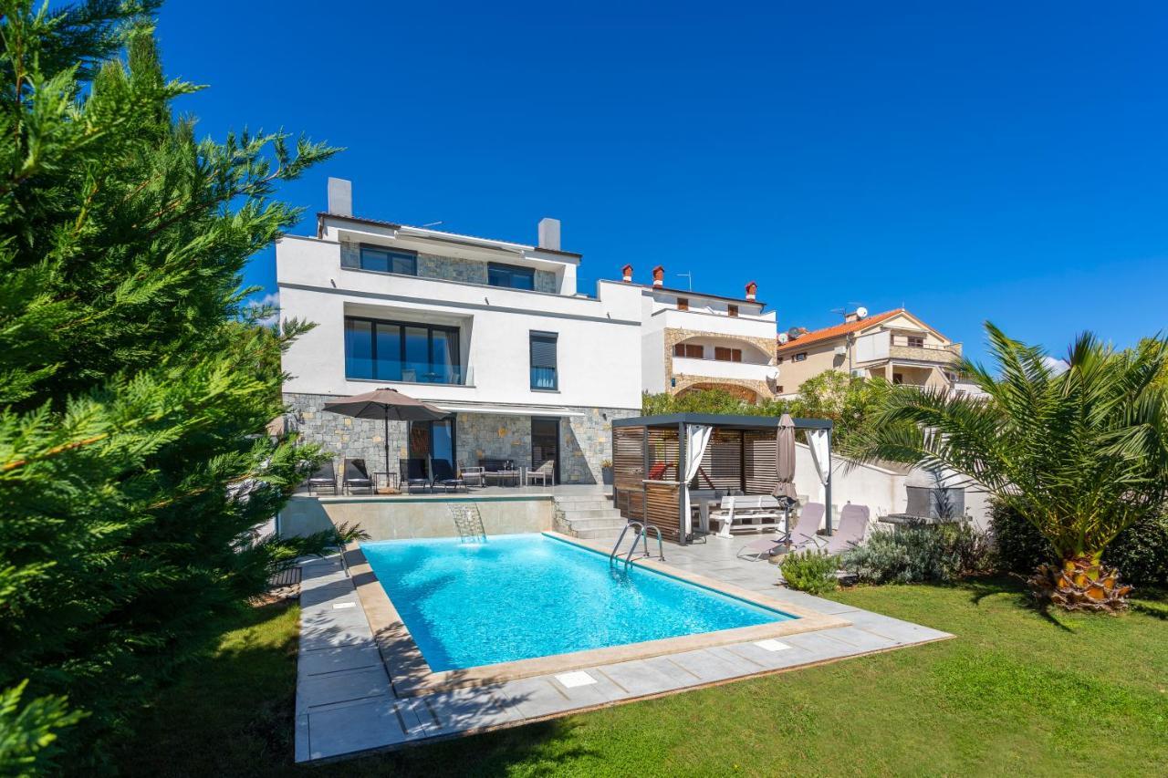 Sun & Sea Villa Kornić Exteriör bild