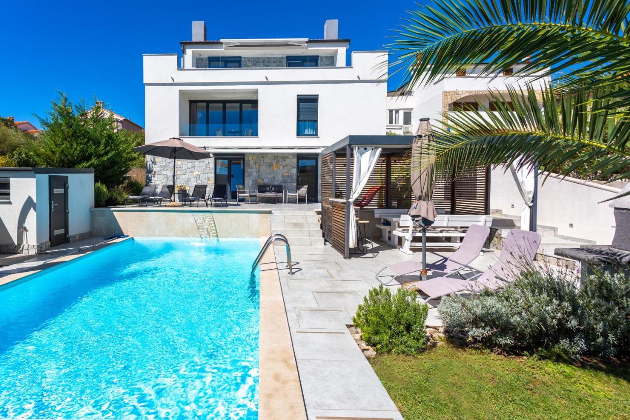 Sun & Sea Villa Kornić Exteriör bild