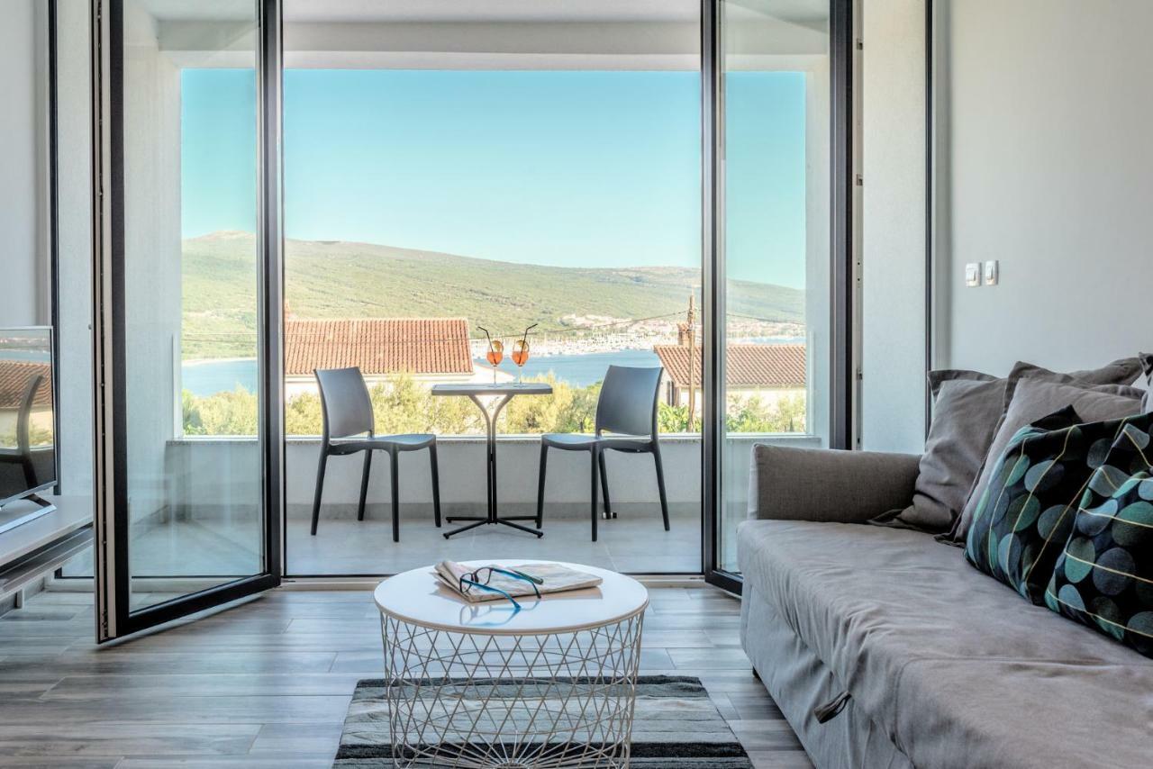 Sun & Sea Villa Kornić Exteriör bild