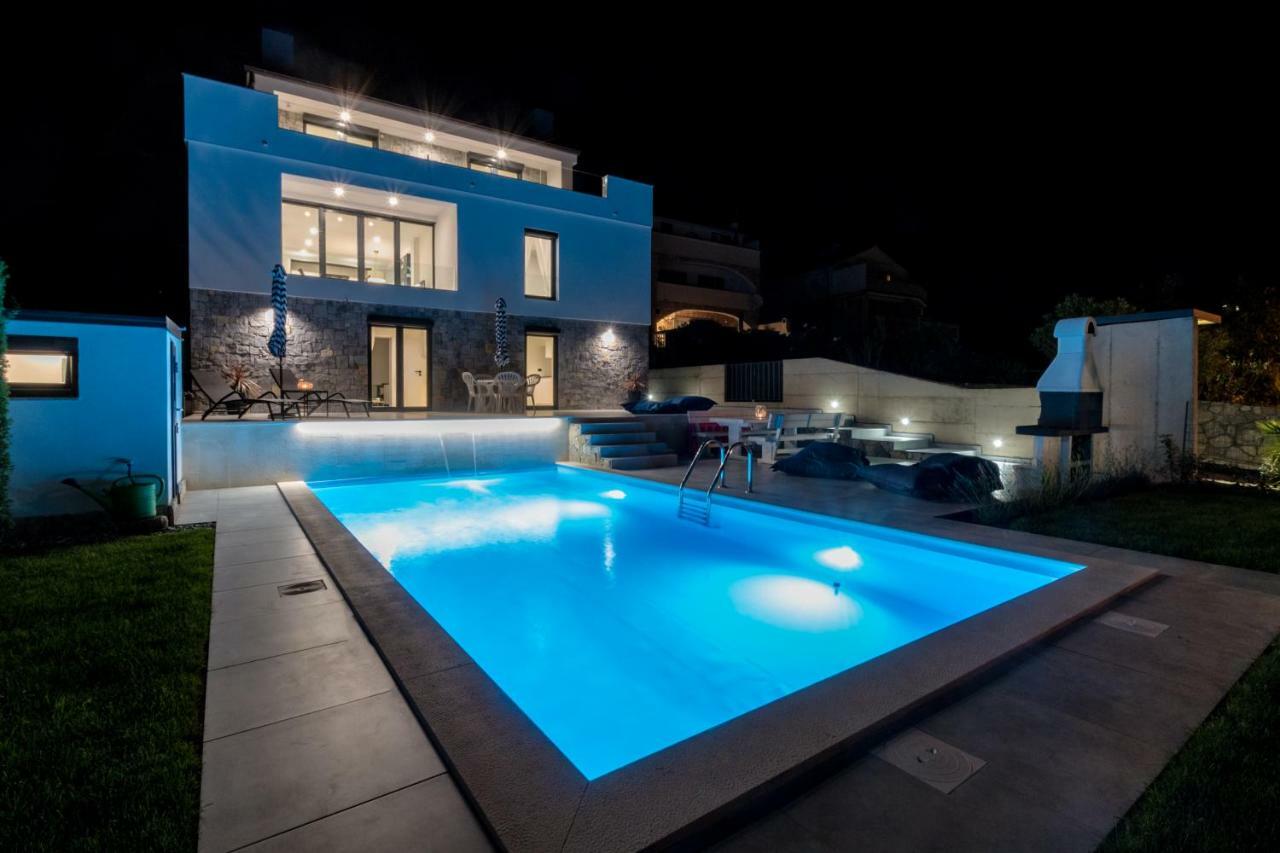 Sun & Sea Villa Kornić Exteriör bild