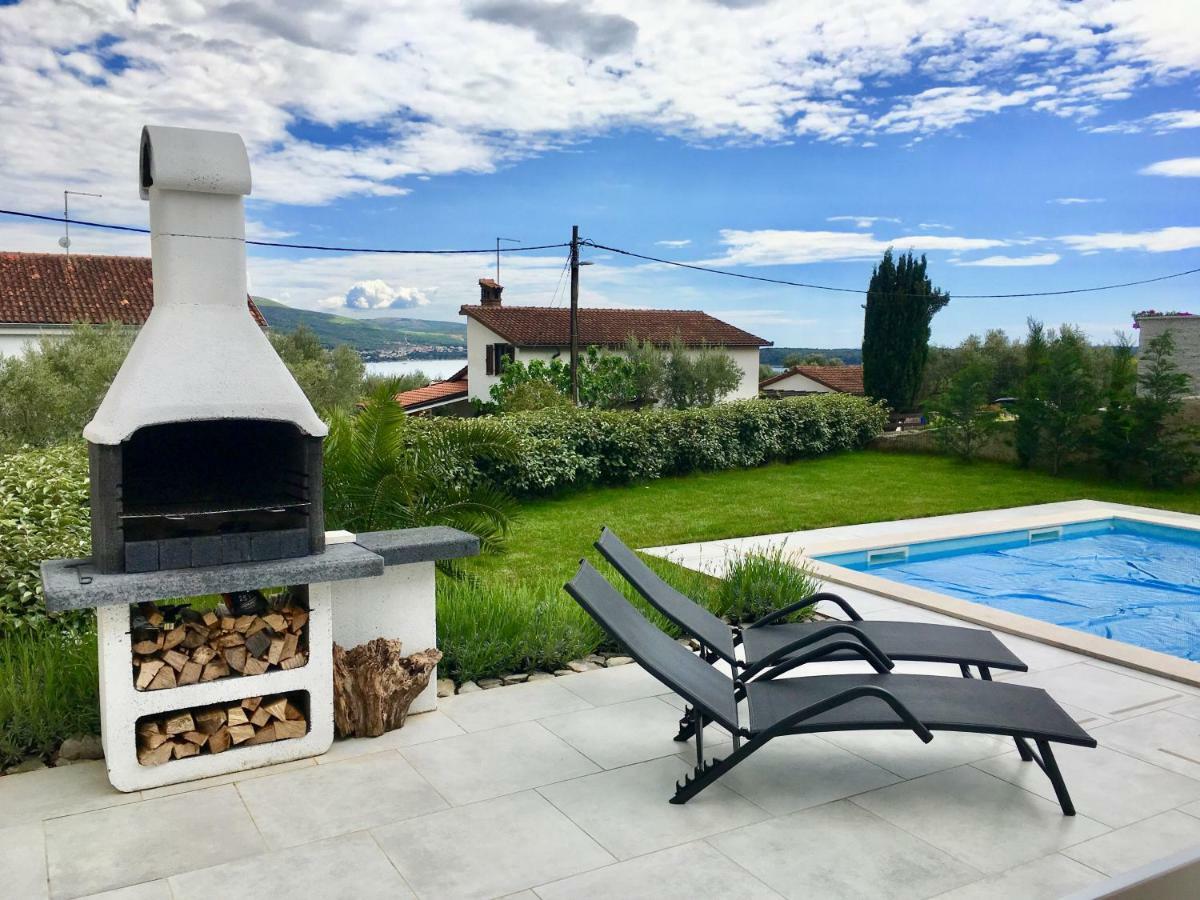 Sun & Sea Villa Kornić Exteriör bild
